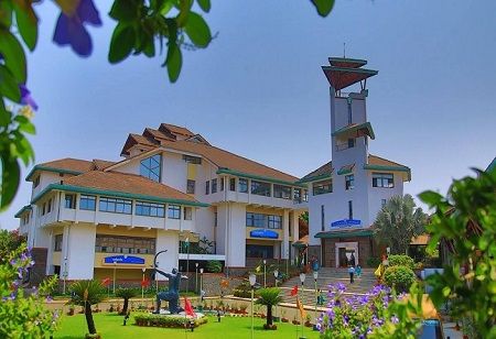 IIMK Achieves Historic Debut in QS World University Rankings 2025