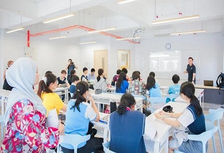 Rising Numbers of Singaporean Students Choose Malaysian Schools