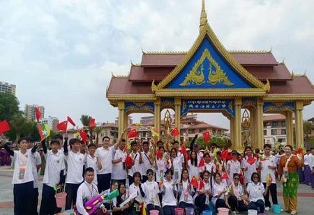 Myanmar Students Build Careers Through Training in China's Ruili