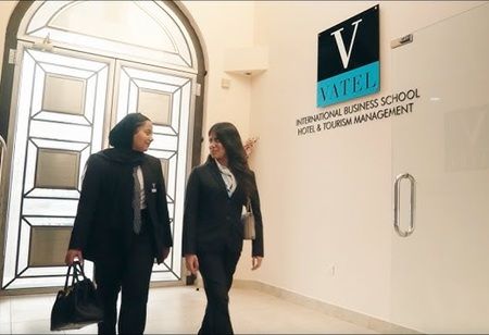 Vatel Bahrain Signs MoU with Onyx Rotana for Practical Training