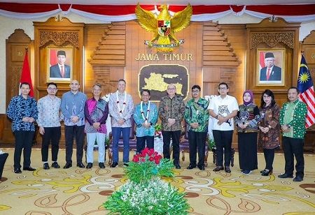 Deputy Education Minister pushes Educational ties between Malaysia and Surabaya