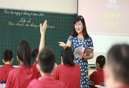 Education Ministry Proposes 80 percent Hike in Teachers Allowances