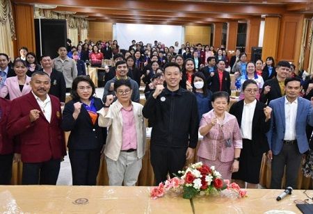 Bangkok Deputy Governor Launches Workshop on Competency-Based Student Assessment