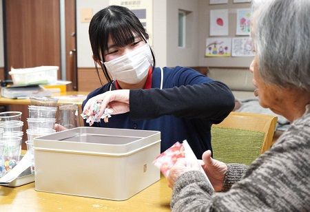 Aichi Expands Caregiver Apprenticeship Programs for High School Students