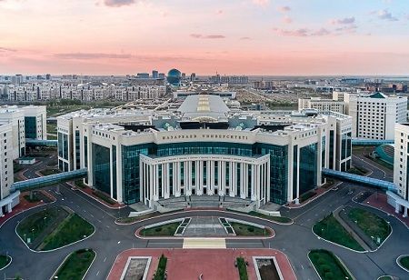 Kazakhstan Medical School Earns MD Accreditation Through Pitt Partnership