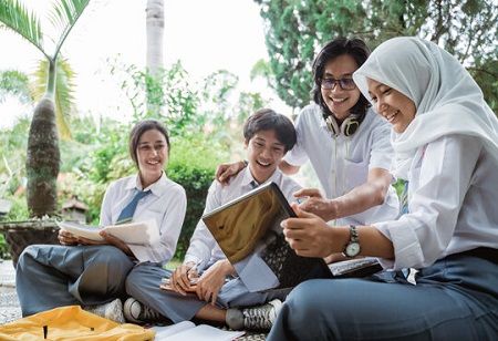 High School Specializations Make a Comeback in Indonesia's 2025 Education Reform